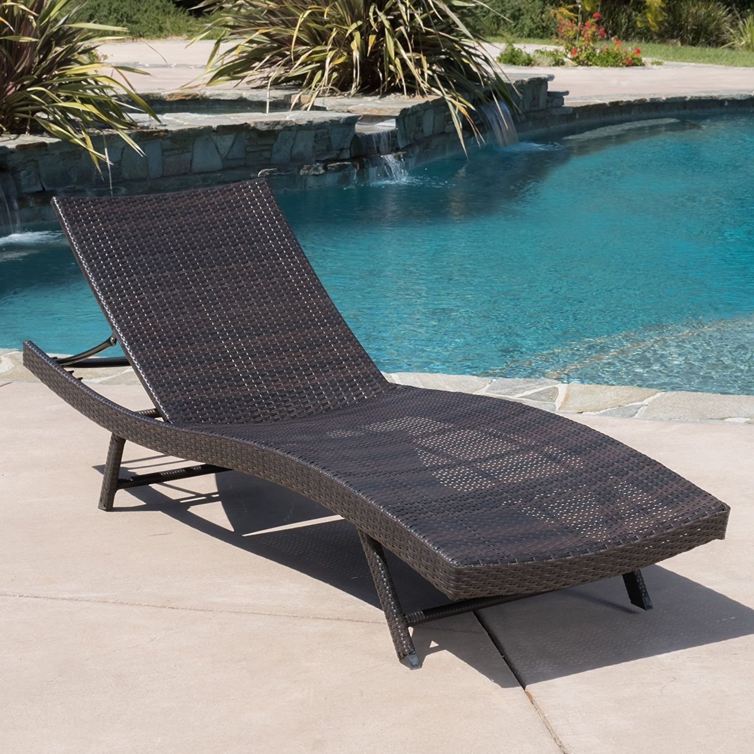2018 Eliana Outdoor Brown Wicker Chaise Lounge Chairs Inside Amazon: Eliana Outdoor Single Brown Wicker Chaise Lounge (View 10 of 15)