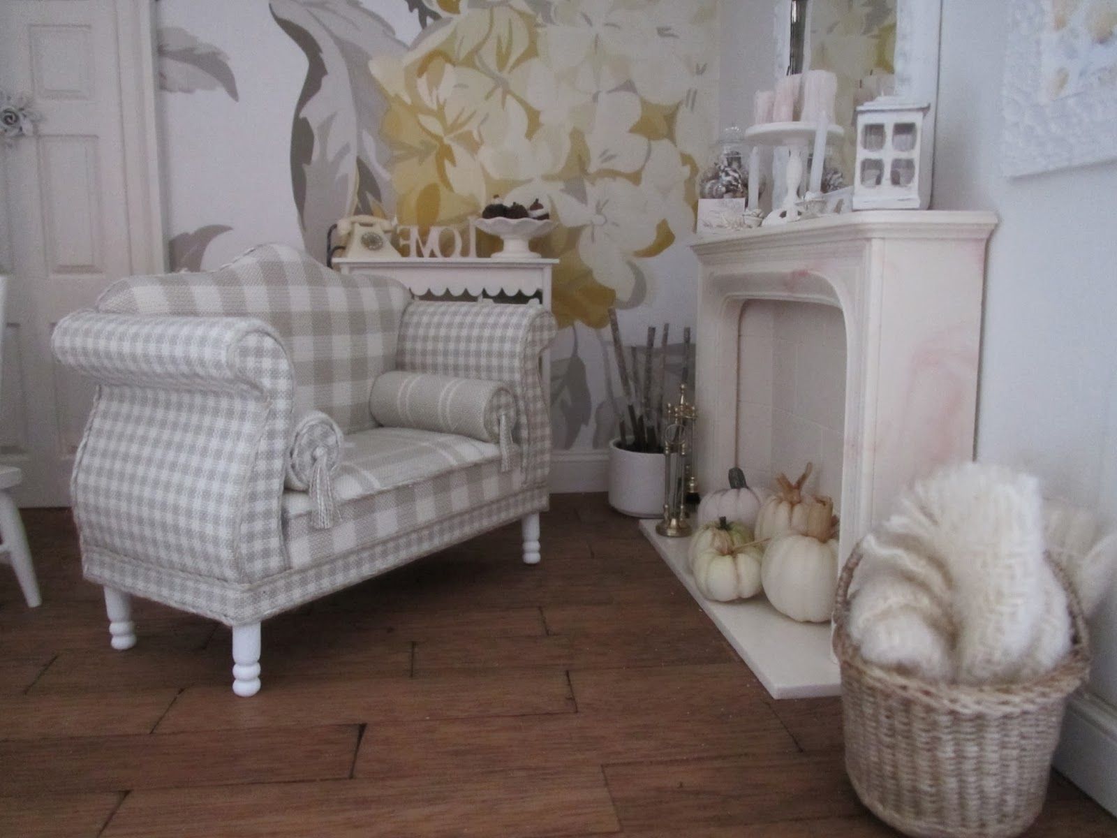 Aifaresidency Throughout Recent Shabby Chic Sofas (View 7 of 15)