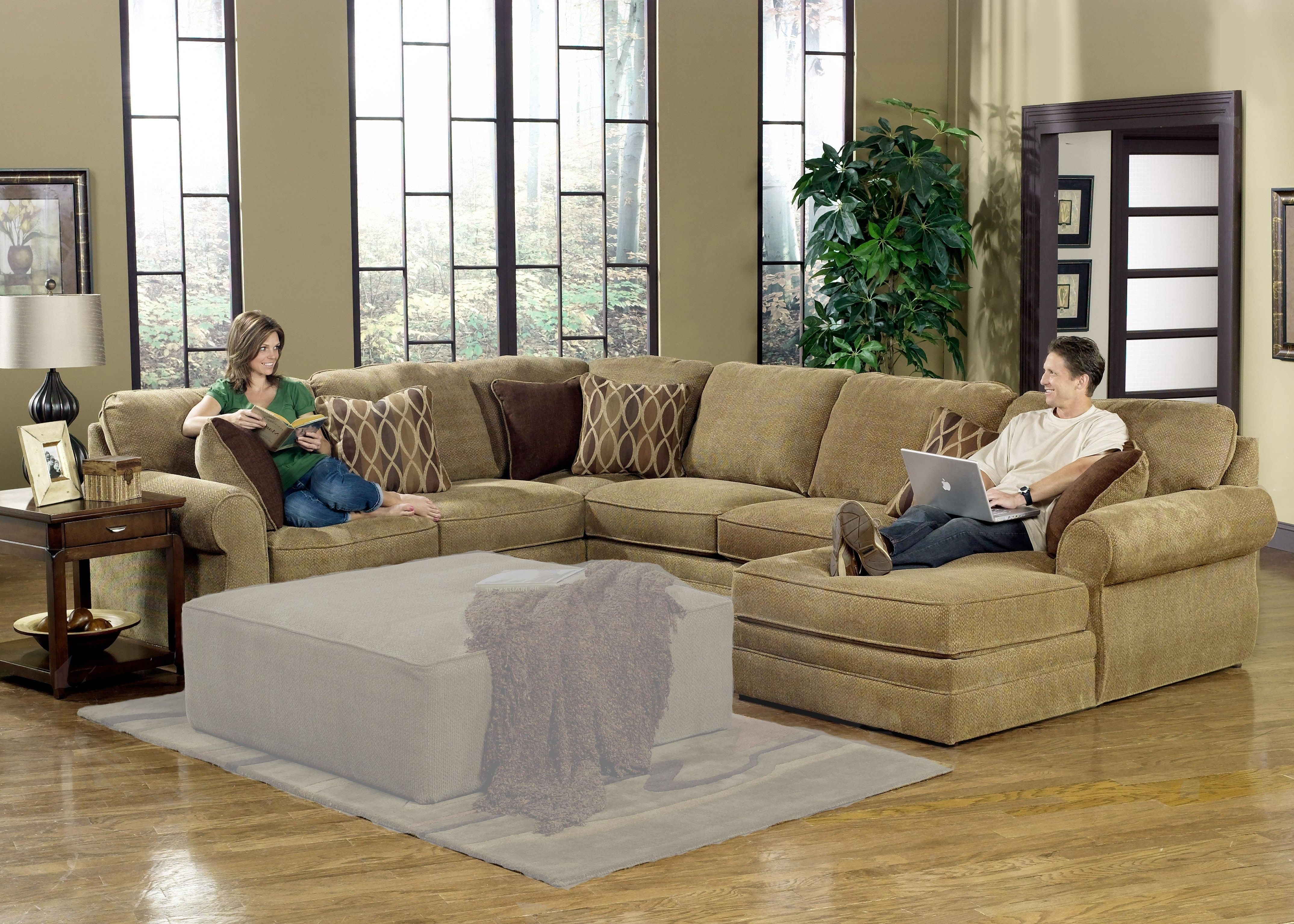 Large U Shaped Sofa 66 With Large U Shaped Sofa – Fjellkjeden With Preferred Large U Shaped Sectionals (View 12 of 15)
