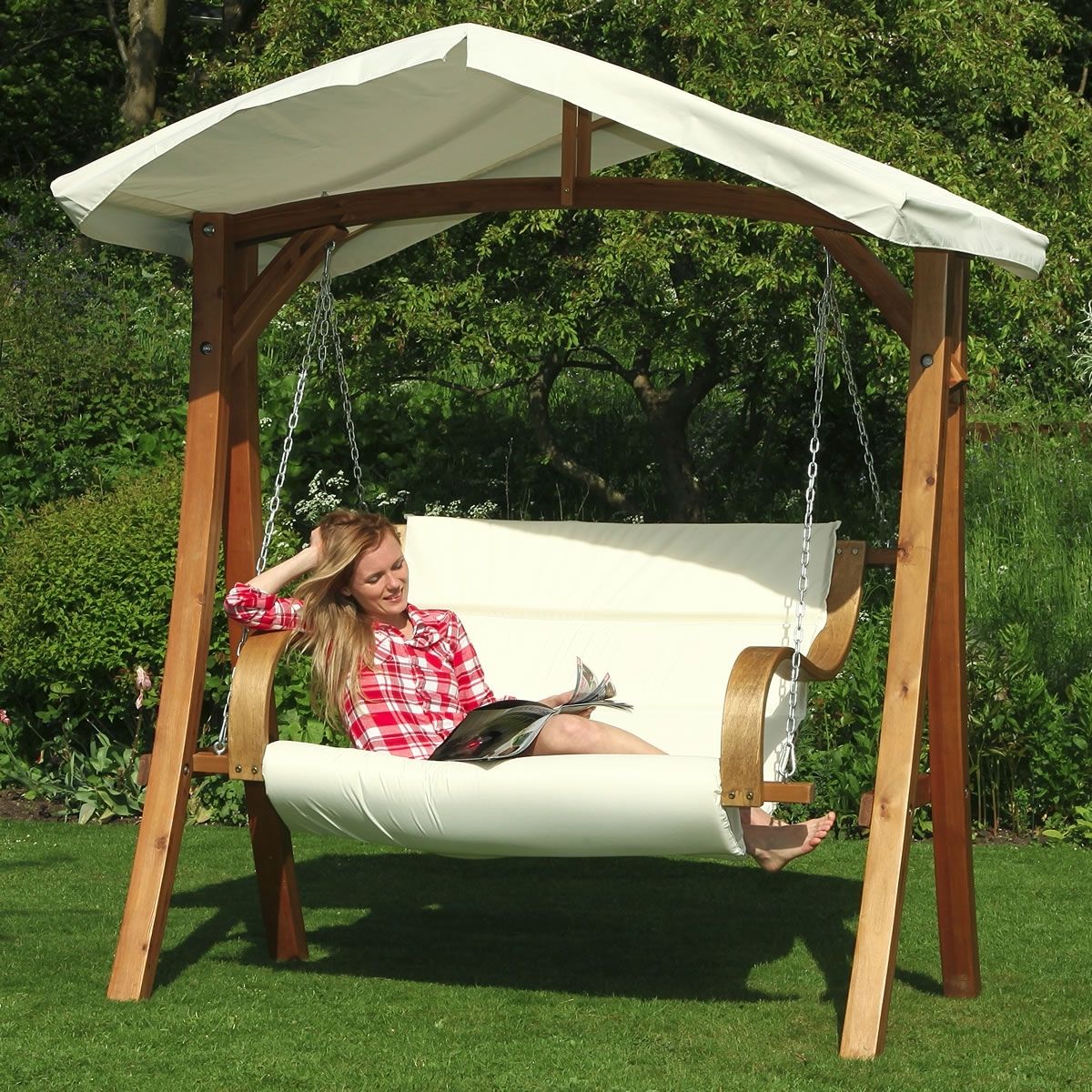 Outdoor Sofas With Canopy With Regard To Trendy Swinging Garden Chairs, Outdoor Swing Chair With Canopy (View 11 of 15)