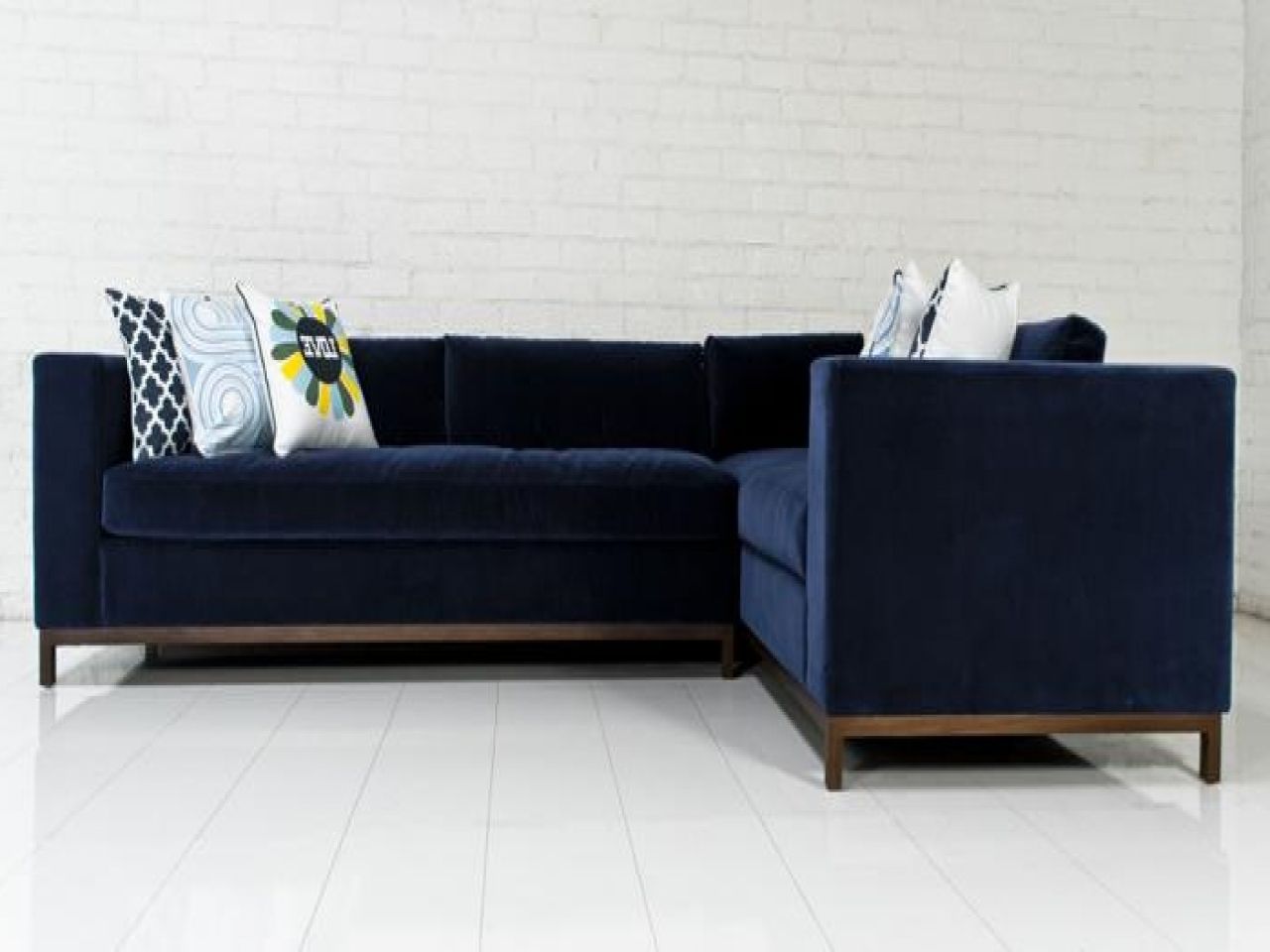 Sofa : Blue Velvet Sectional Sofa Wallpaper Image Sectional Sofa Throughout Well Known Velvet Sectional Sofas (Photo 4 of 15)
