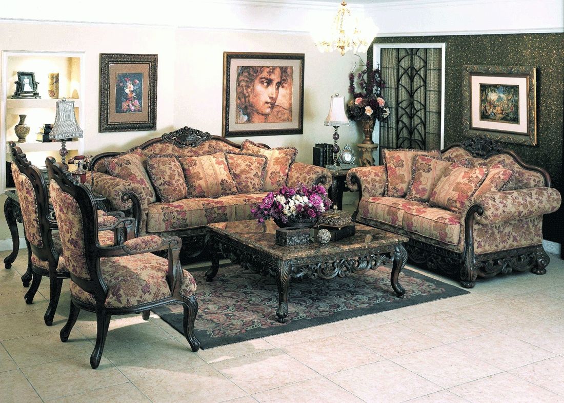 Traditional Sofas Inside Trendy Traditional Sofas (View 4 of 15)