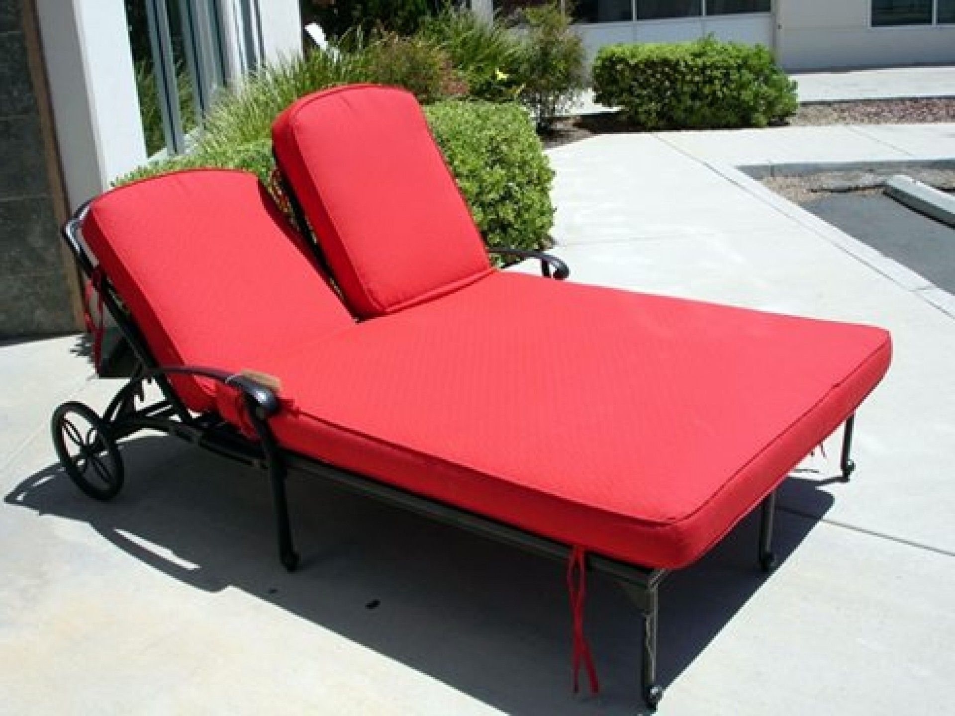 Well Liked Cushion For Chaise Lounge Chair • Lounge Chairs Ideas Throughout Double Chaise Cushions (View 3 of 15)