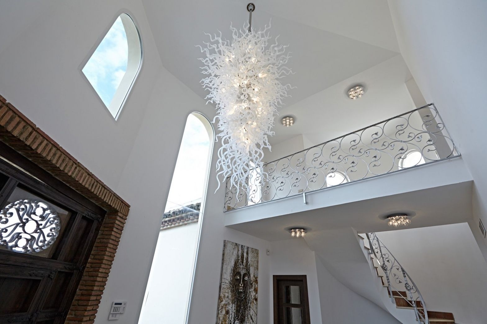 Home Decor: Chandeliers Design : Fabulous Large Modern Chandeliers For Best And Newest Large Contemporary Chandeliers (View 1 of 15)