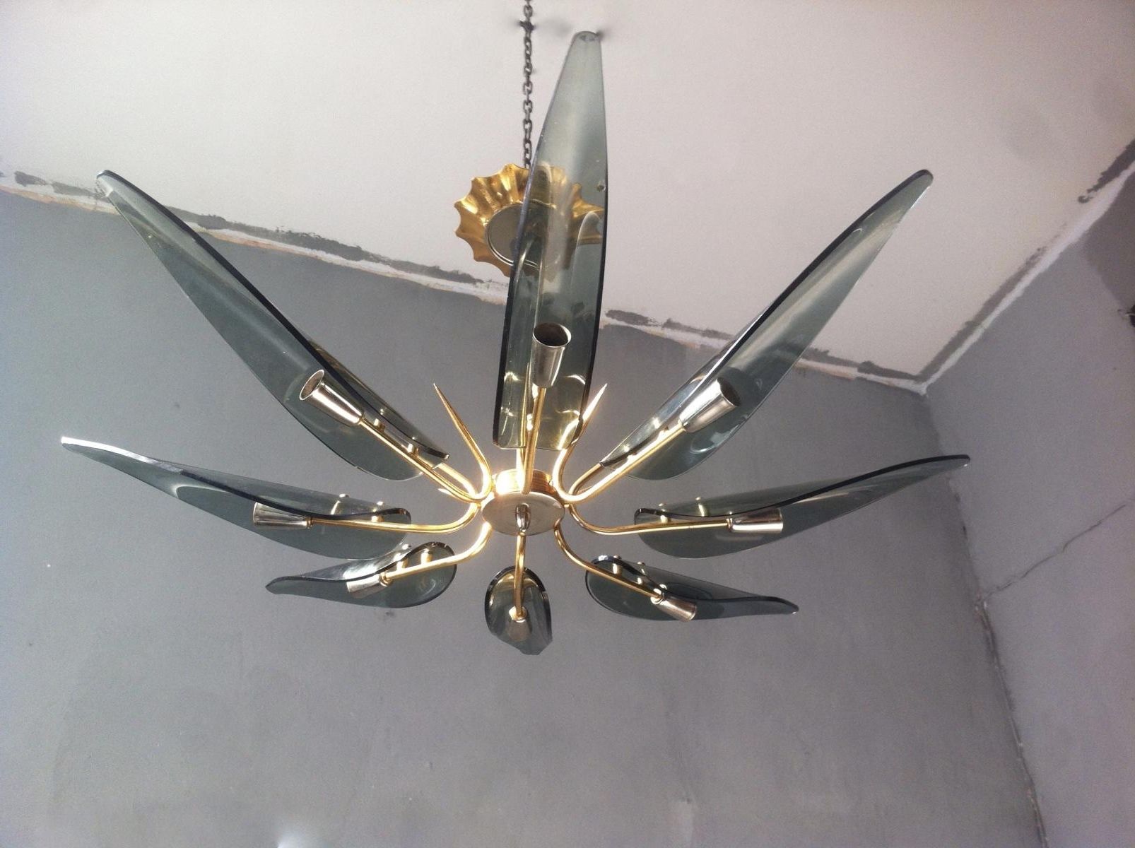Smoked Glass Chandelier With Regard To 2018 Mid Century Italian Smoked Curved Glass Chandelier For Sale At Pamono (View 15 of 15)