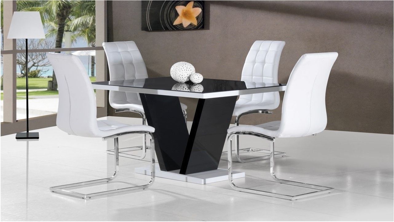 Best And Newest Marvelous Black Glass High Gloss Dining Table And 4 Chairs In Black Throughout High Gloss Dining Chairs (Photo 7 of 25)