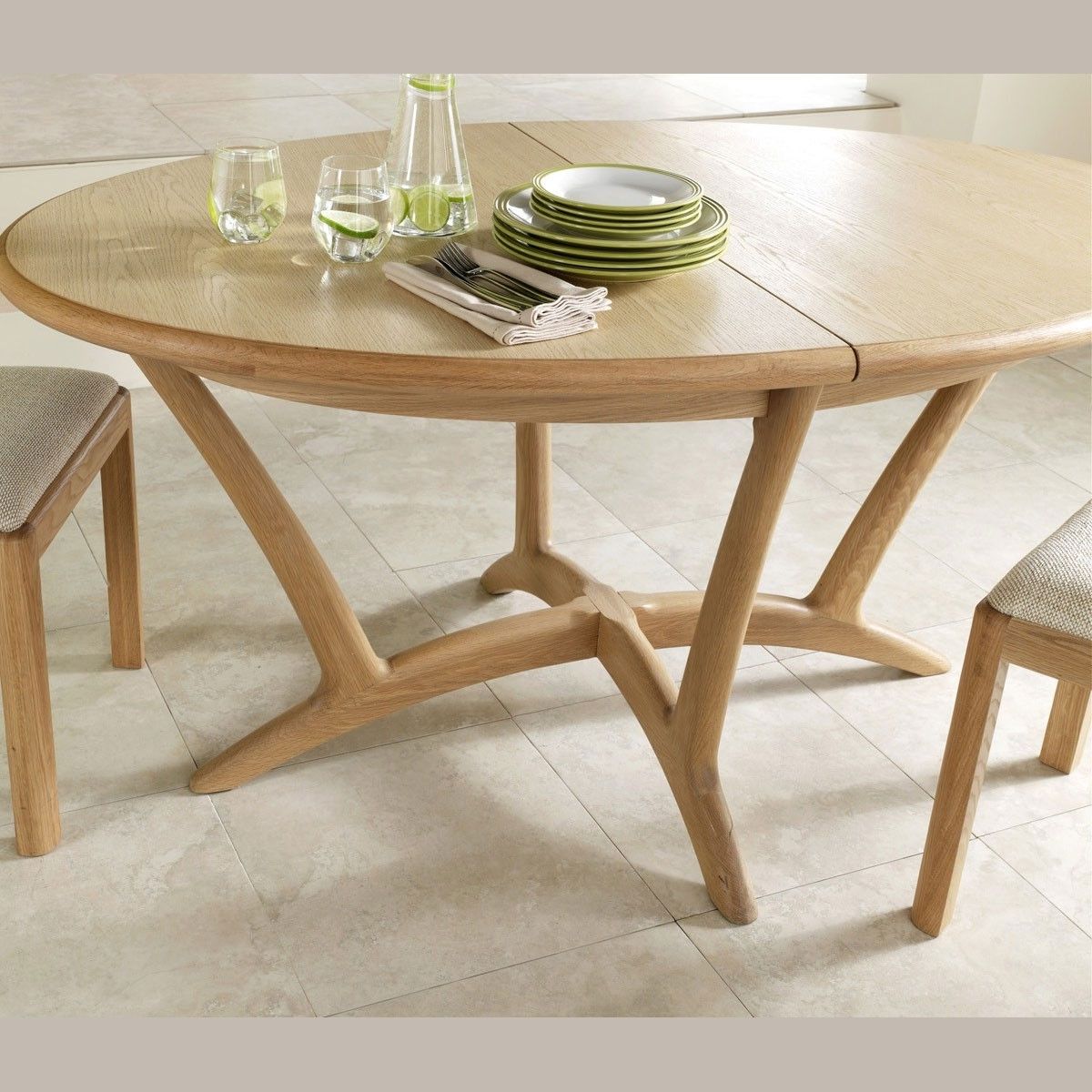 Latest Oval Extending Dining Tables And Chairs In Oslo Light Oak Oval Extending 210cm Dining Table (View 8 of 25)
