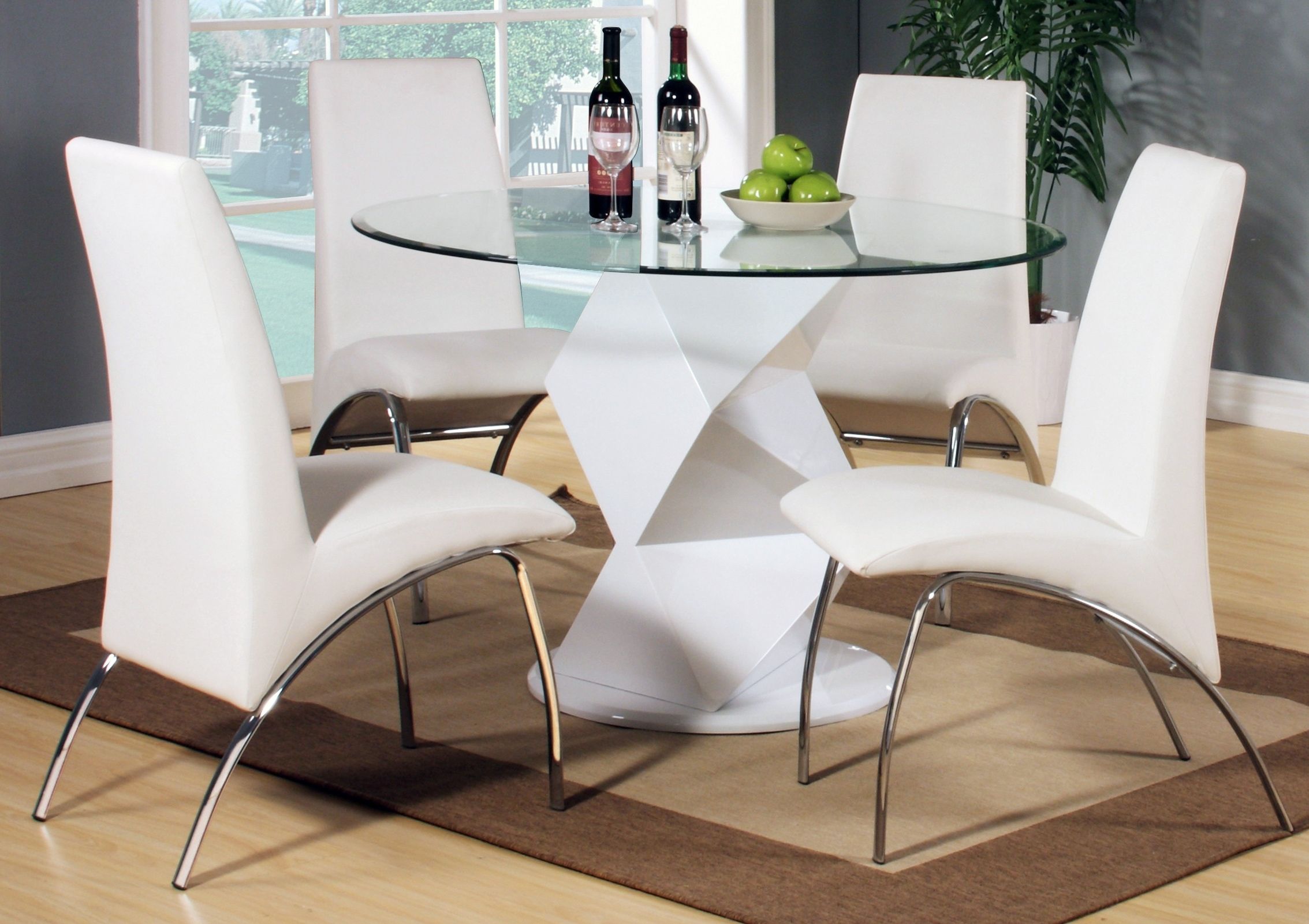 Featured Photo of The 25 Best Collection of White High Gloss Dining Tables and Chairs