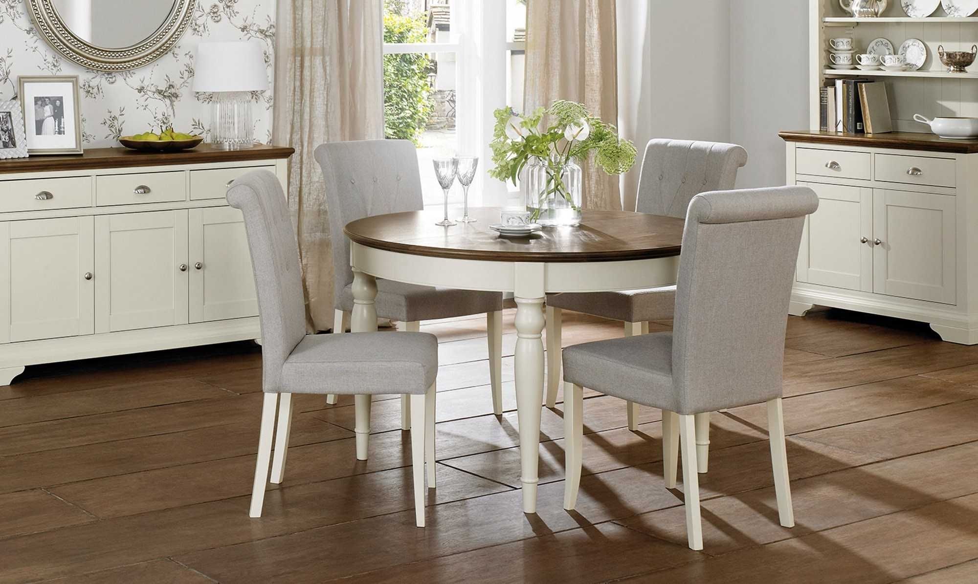 Round Extendable Dining Tables And Chairs Within 2017 Round Extending Dining Table Sets – Castrophotos (View 3 of 25)