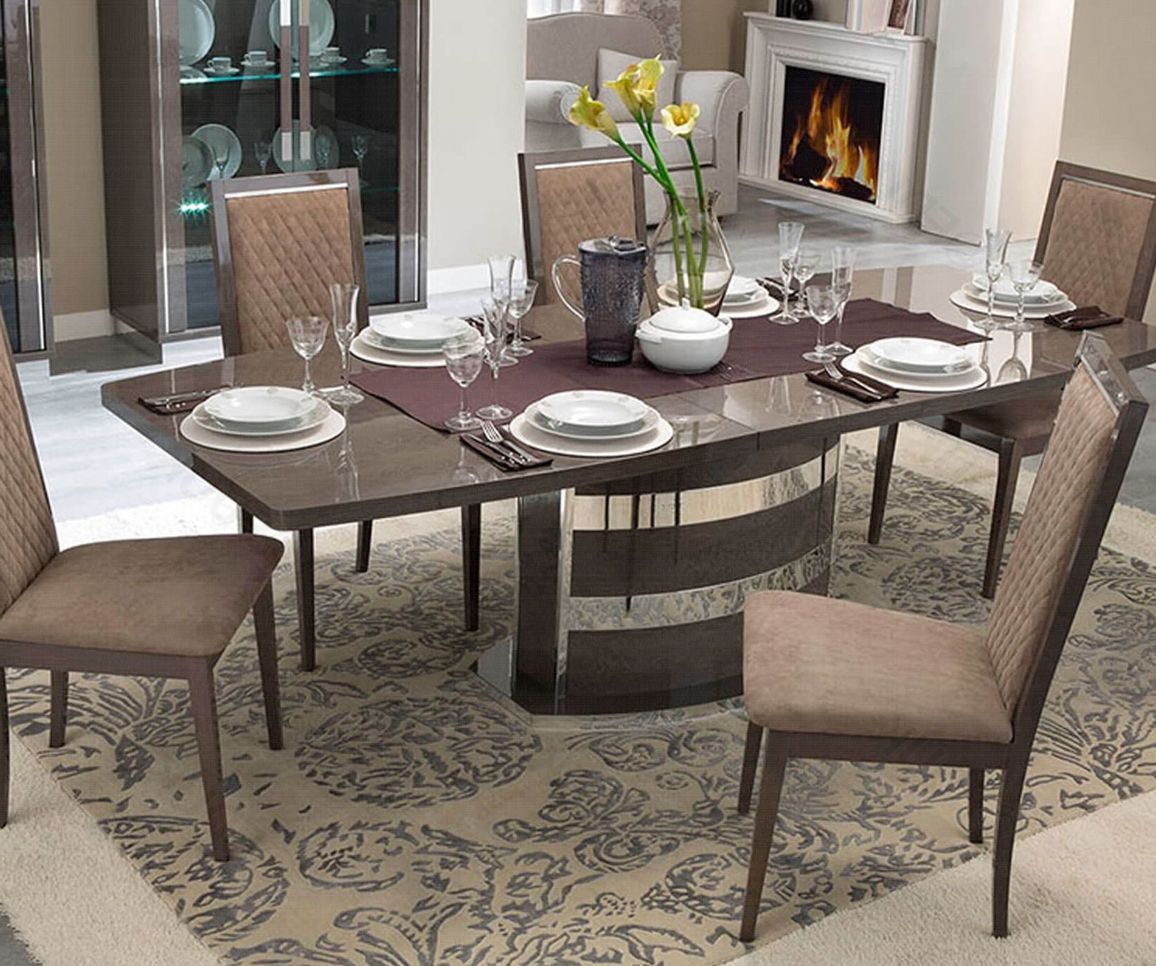 Trendy Birch Dining Tables With Camel Group Platinum (View 17 of 25)