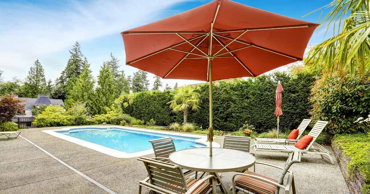 Most Recently Released Bradford Patio Market Umbrellas Within The 7 Best Patio Umbrellas For Your Yard, Garden, Or Deck In  (View 17 of 25)