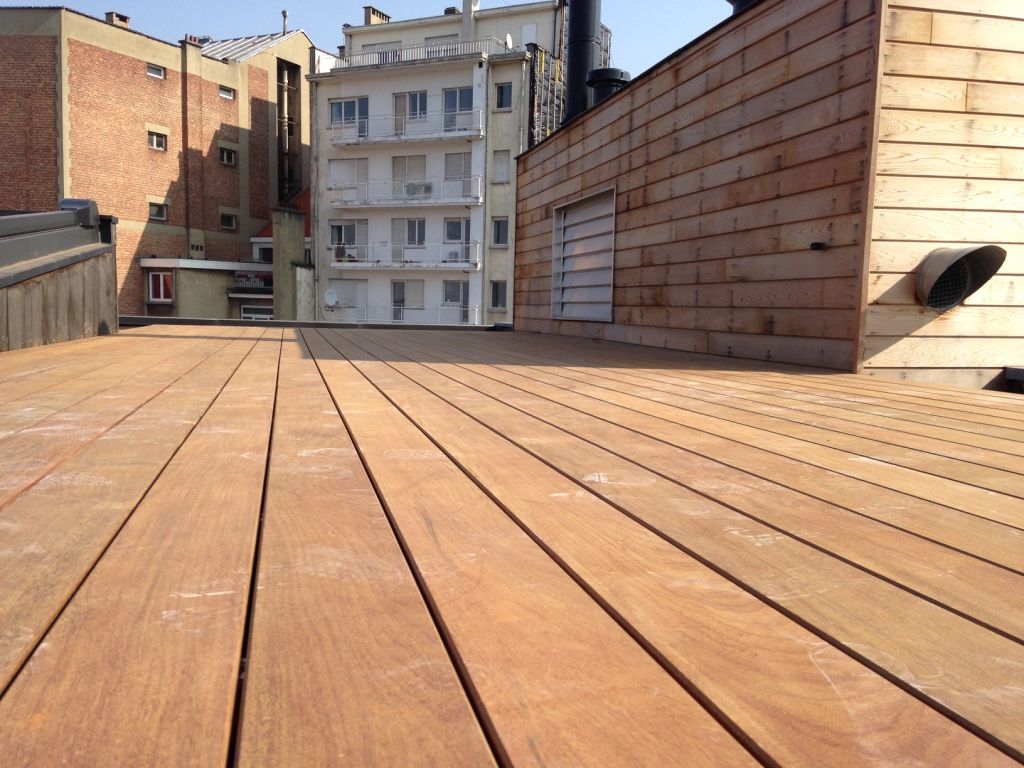 Fashionable Exotic Wood Terrace In Brussels Throughout Brussels Reclaimed European Barnwood Dining Tables (View 12 of 25)