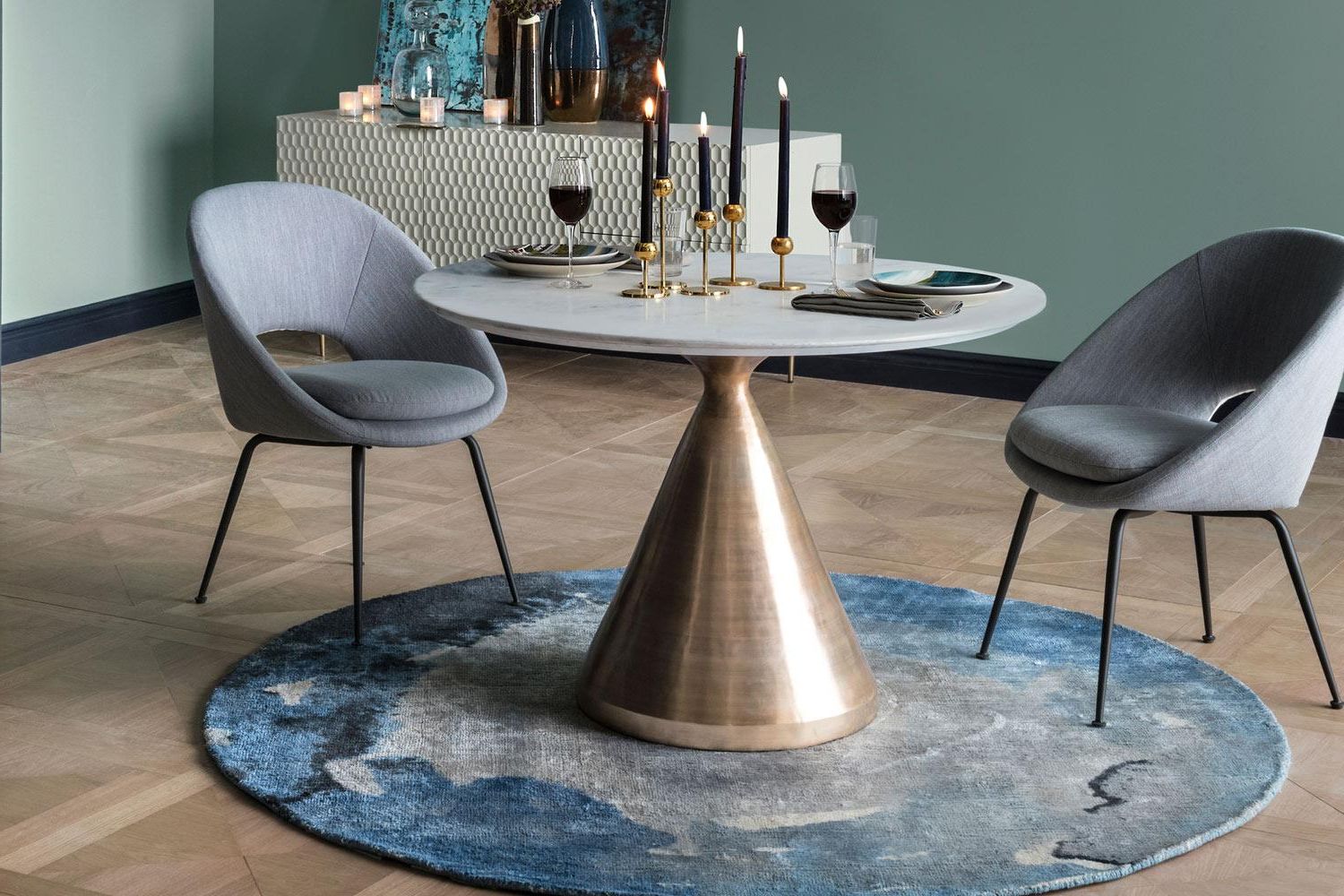 Current Best Dining Tables: The Best Stylish Dining Room Tables 2019 With Black Top  Large Dining Tables With Metal Base Copper Finish (Photo 7 of 25)