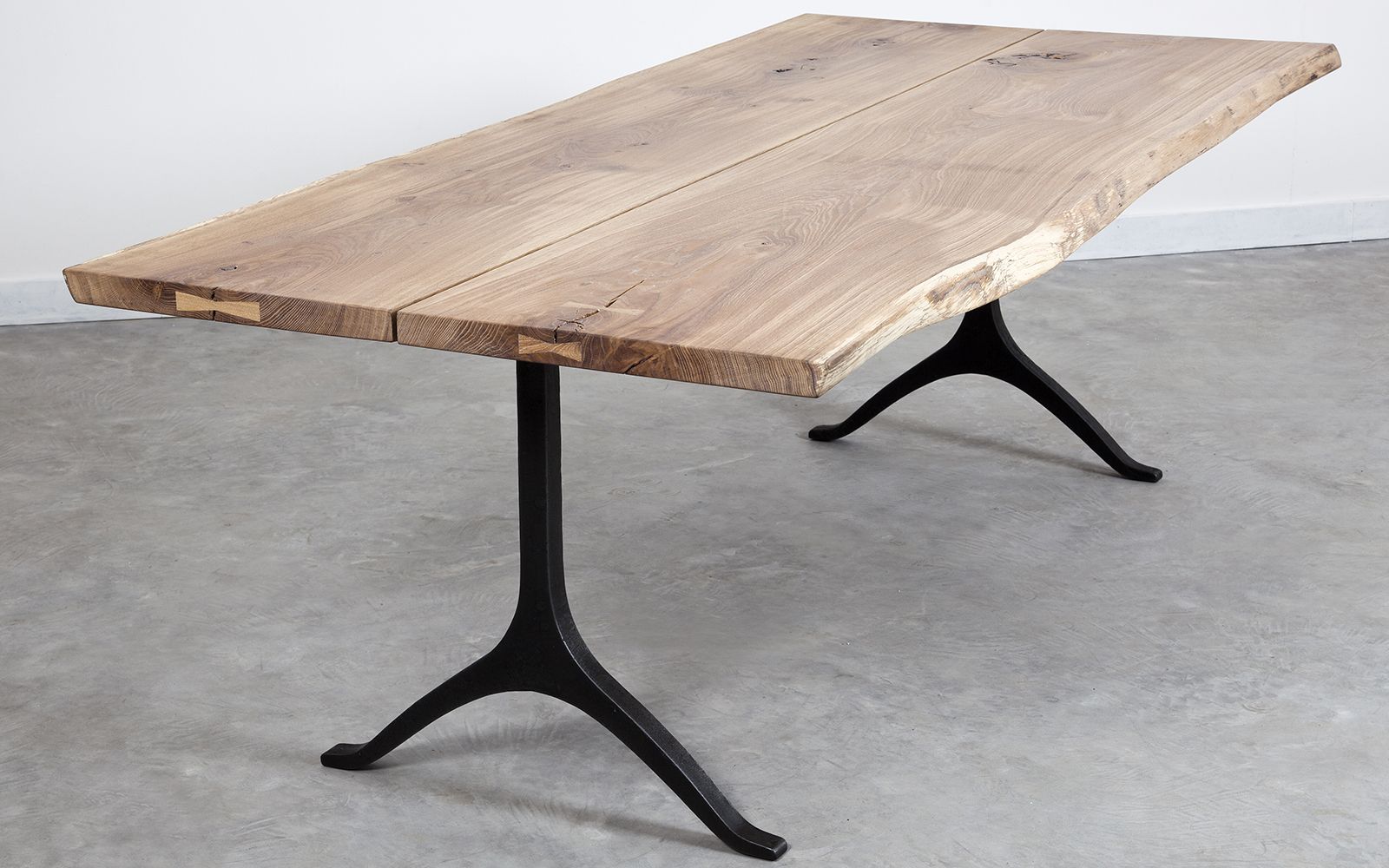 Famous Dining Tables In Smoked Seared Oak With Sq Roots (View 4 of 25)