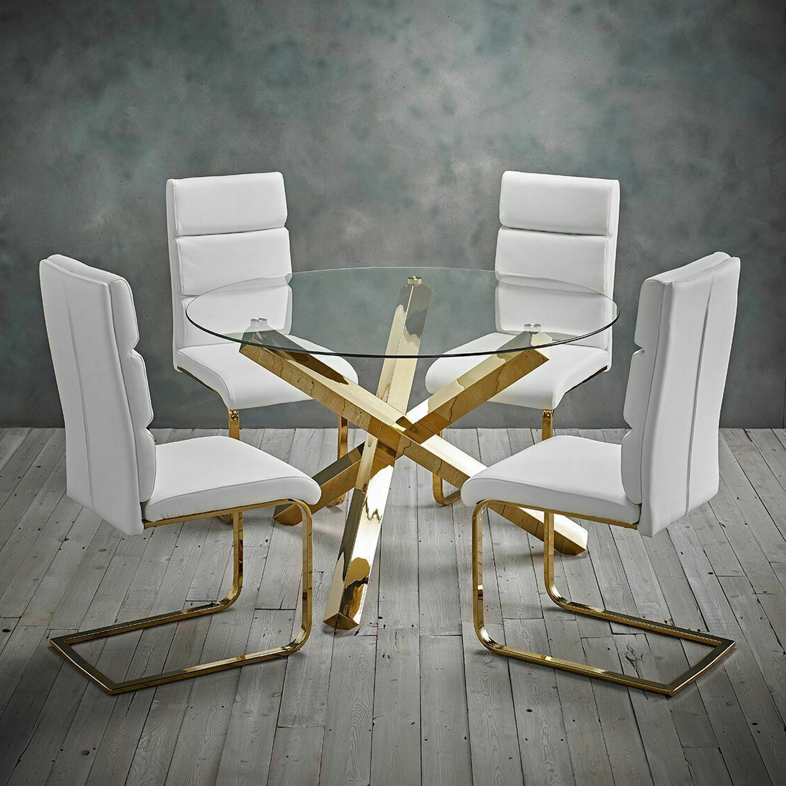 Modern Gold Dining Tables With Clear Glass Regarding Preferred Modern Polished Gold Round Clear Glass Dining Table (View 18 of 25)