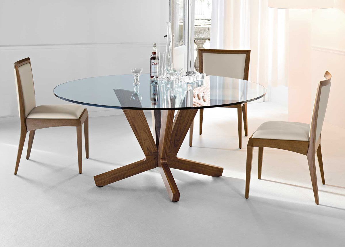 Tricks To Take Into Account The Small Round Kitchen Table Regarding Most Recently Released 4 Seater Round Wooden Dining Tables With Chrome Legs (View 10 of 25)