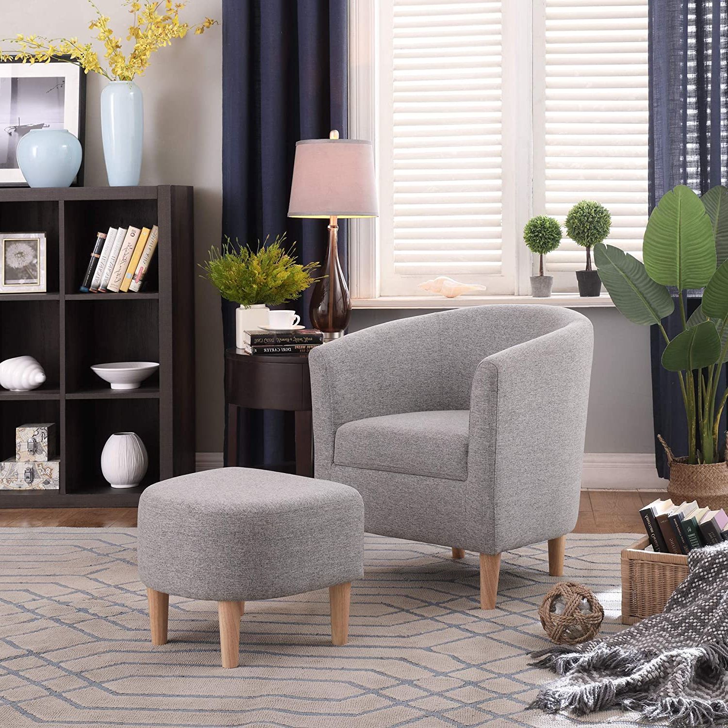 Most Recently Released Modern Arm Accent Chair Upholstered Linen Fabric Single Intended For Setoril Modern Sectional Sofa Swith Chaise Woven Linen (View 21 of 25)