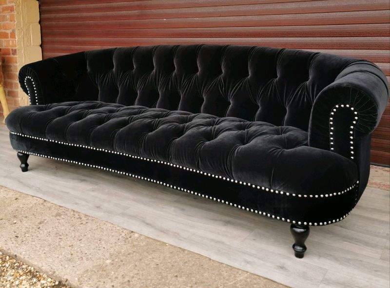 Traditional French Chesterfield Black Deep Velvet Large Intended For Most Recent 3Pc French Seamed Sectional Sofas Velvet Black (View 18 of 25)