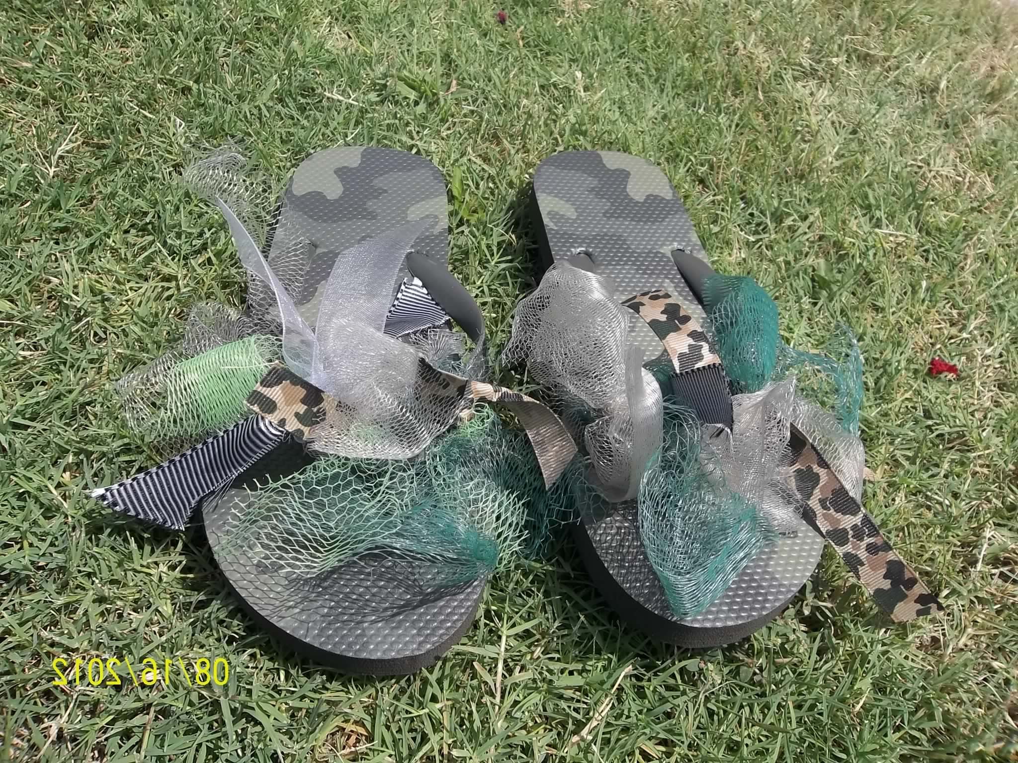 Favorite Army Cam0Uflage Camouflage Flops With Dark Green And Mocha Inside Dark Mocha Ribbon Chandeliers (View 3 of 15)