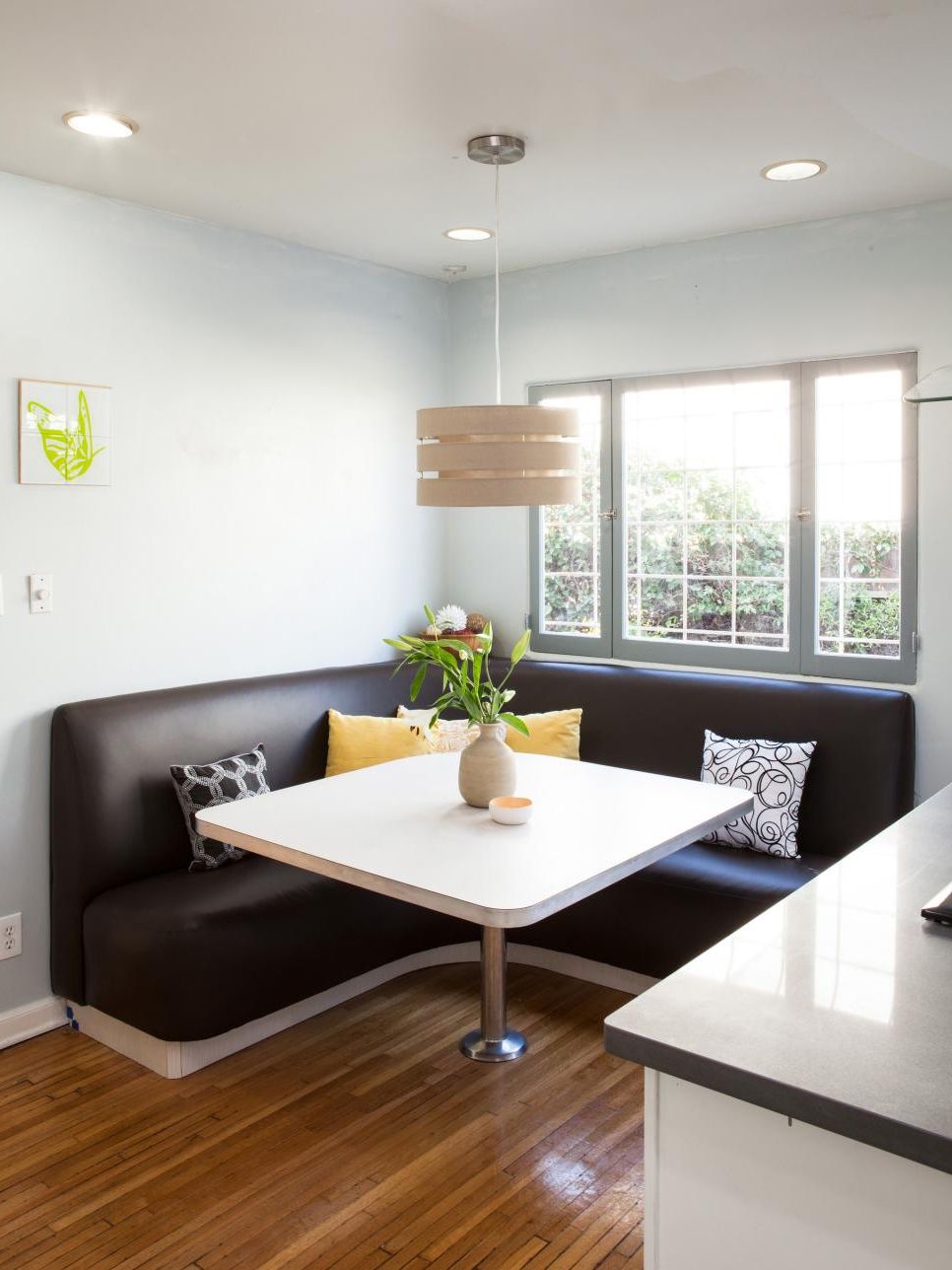 2019 White Corner Nooks With Regard To Retro Breakfast Nook With Black Banquette (View 13 of 15)