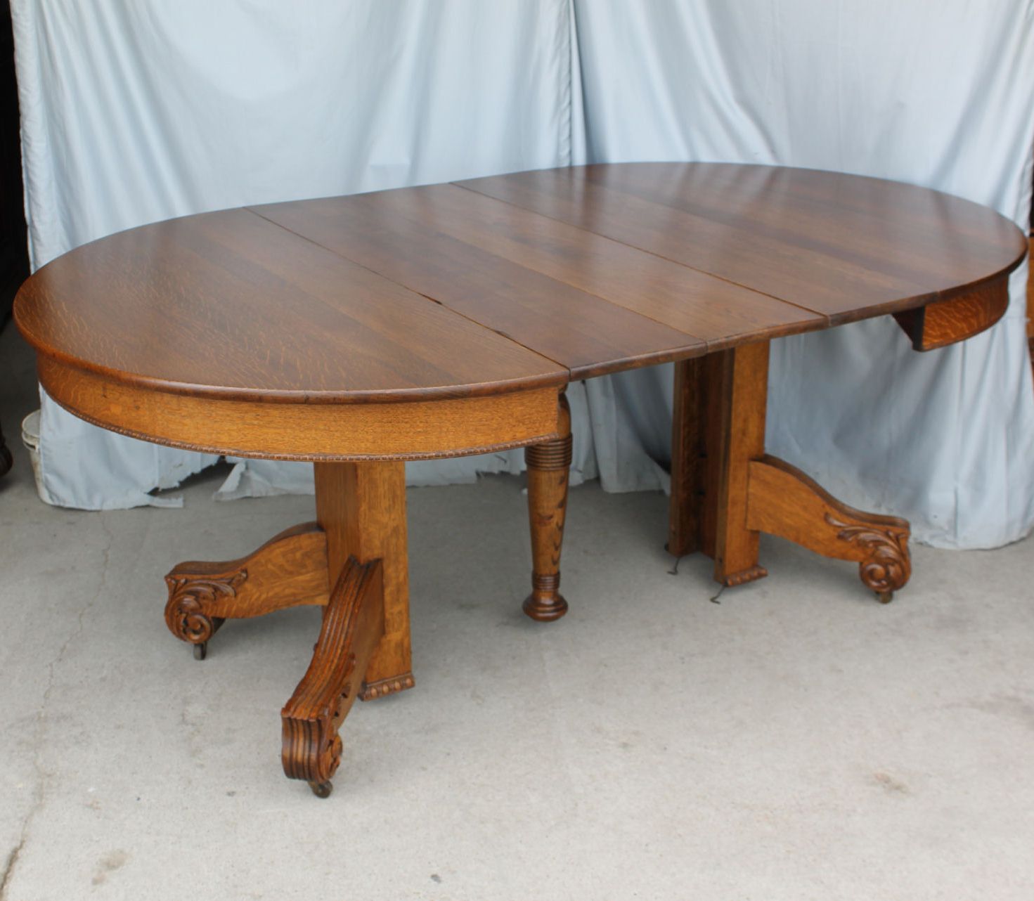 Bargain John's Antiques » Blog Archive Antique Round Oak With Regard To Widely Used Vintage Brown Round Dining Tables (View 12 of 15)