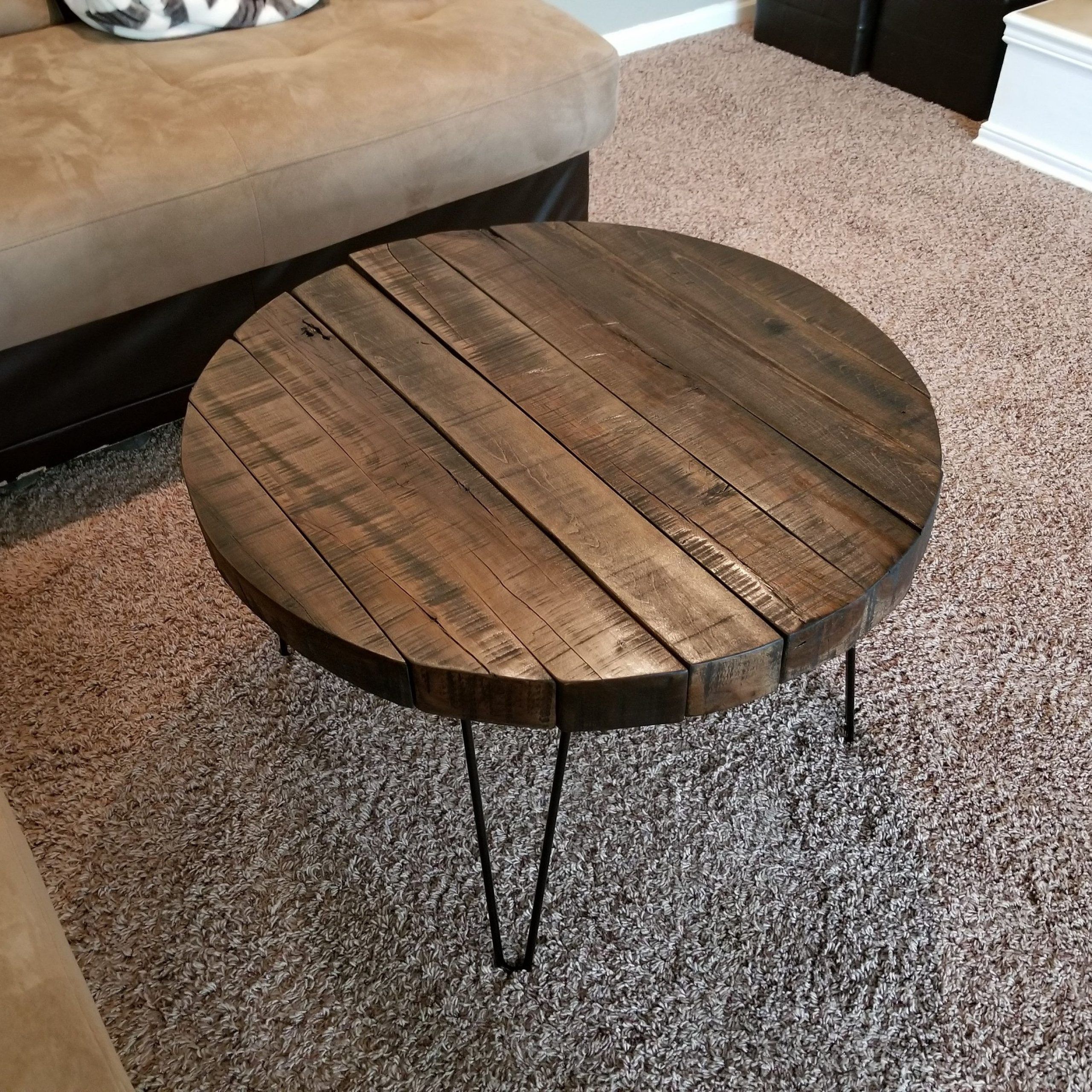 Reclaimed Wood Round Coffee Table With Hairpin Legs Inside Most Current Round Hairpin Leg Dining Tables (View 12 of 15)
