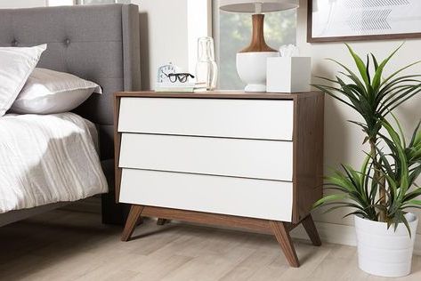 Best And Newest Baxton Studio Hildon Mid Century Modern White And Walnut With Regard To Walnut Wood Storage Trunk Console Tables (View 7 of 15)