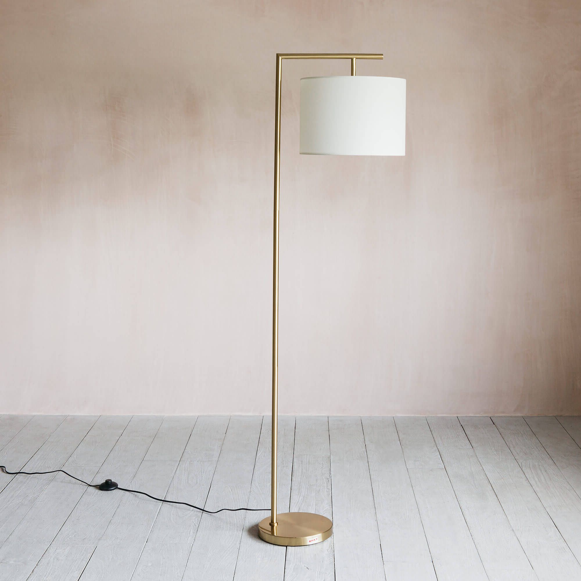 Angular Standing Lamps Inside Fashionable Angular Gold Floor Lamp (View 14 of 15)