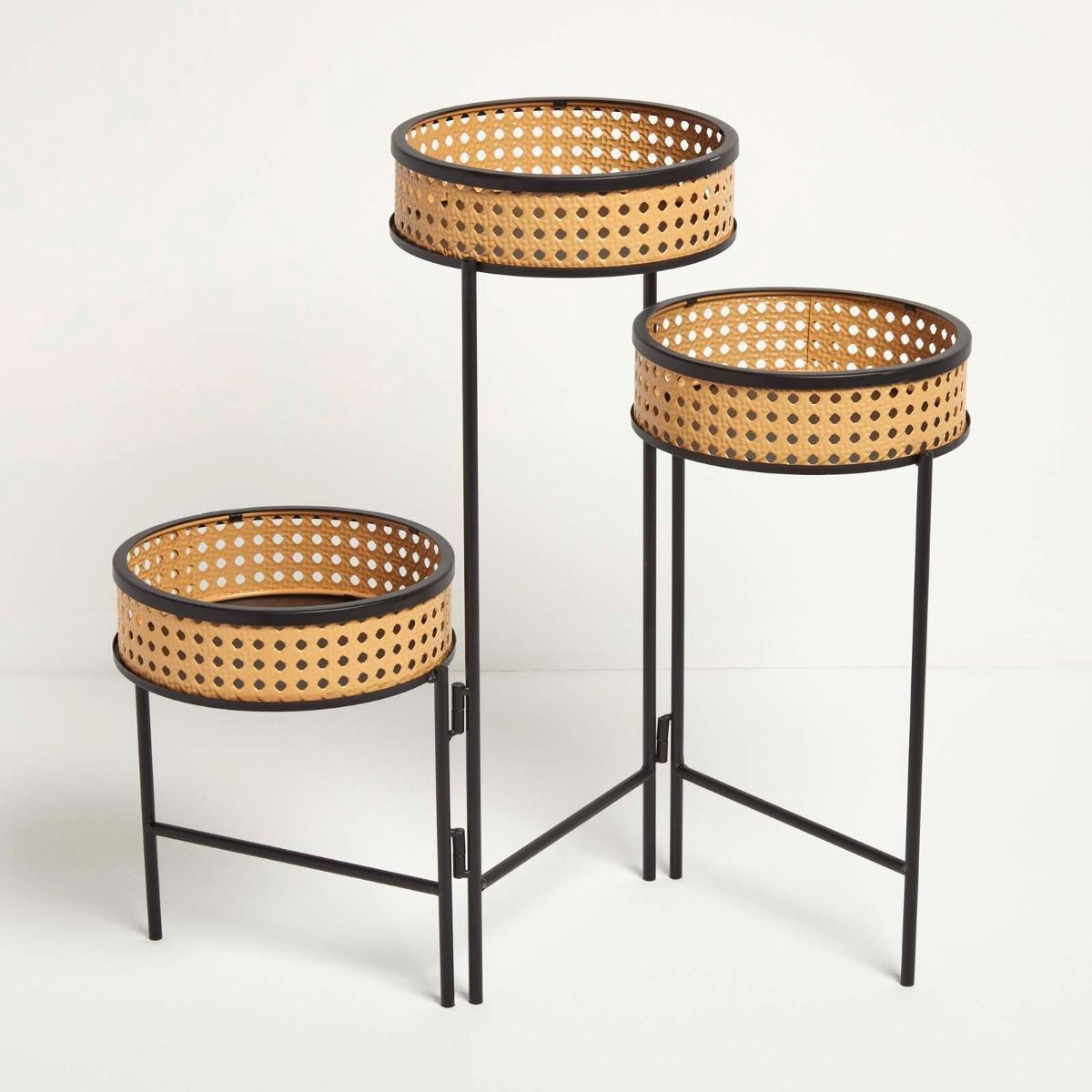 Black Metal 3 Tier Plant Stand Pertaining To Fashionable Three Tier Plant Stands (View 15 of 15)
