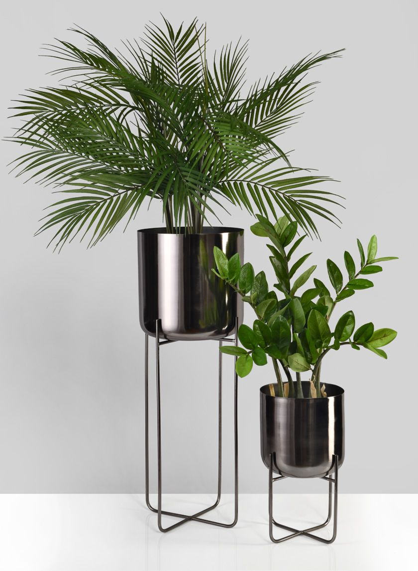 Nickel Plant Stands In Most Popular Black Nickel Soho Planters With Stand (View 9 of 15)