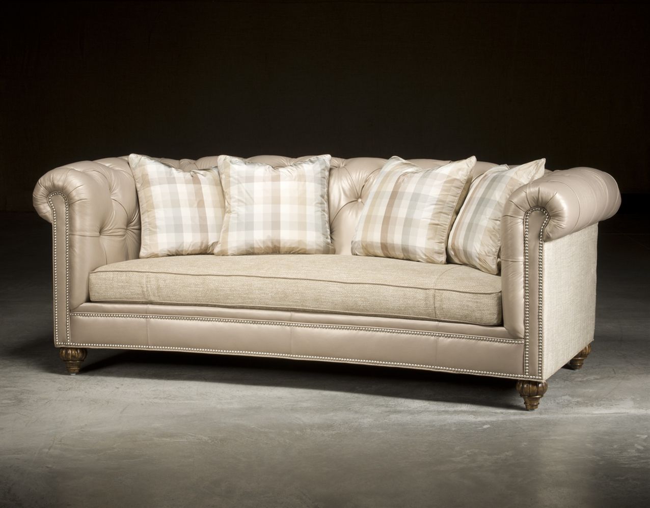 Chesterfield Tufted Sofa, High End Upholstered Furniture Throughout Most Popular Tufted Upholstered Sofas (View 14 of 15)