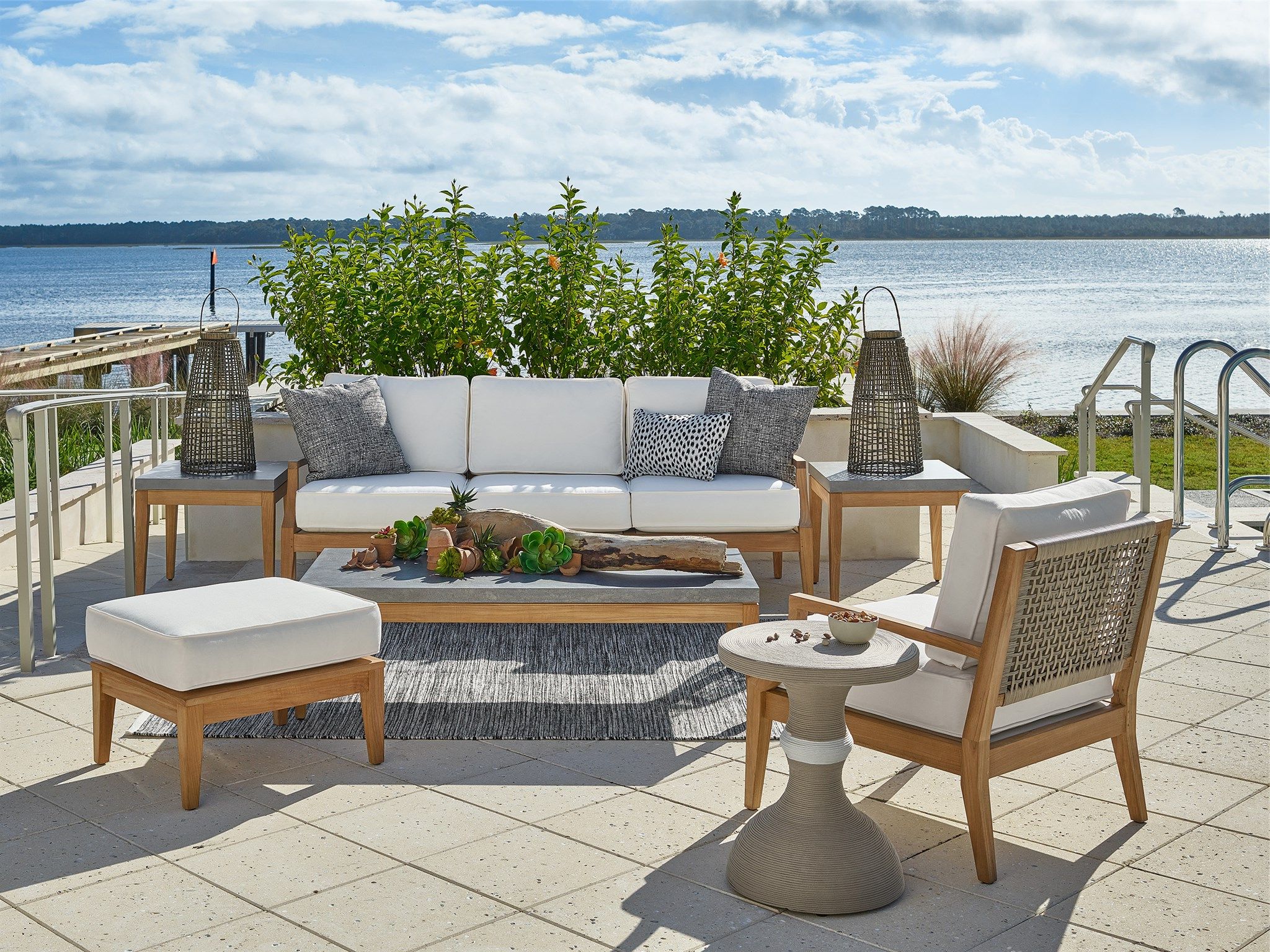 Coastal Living Outdoor Chesapeake Cocktail Table (Photo 1 of 15)
