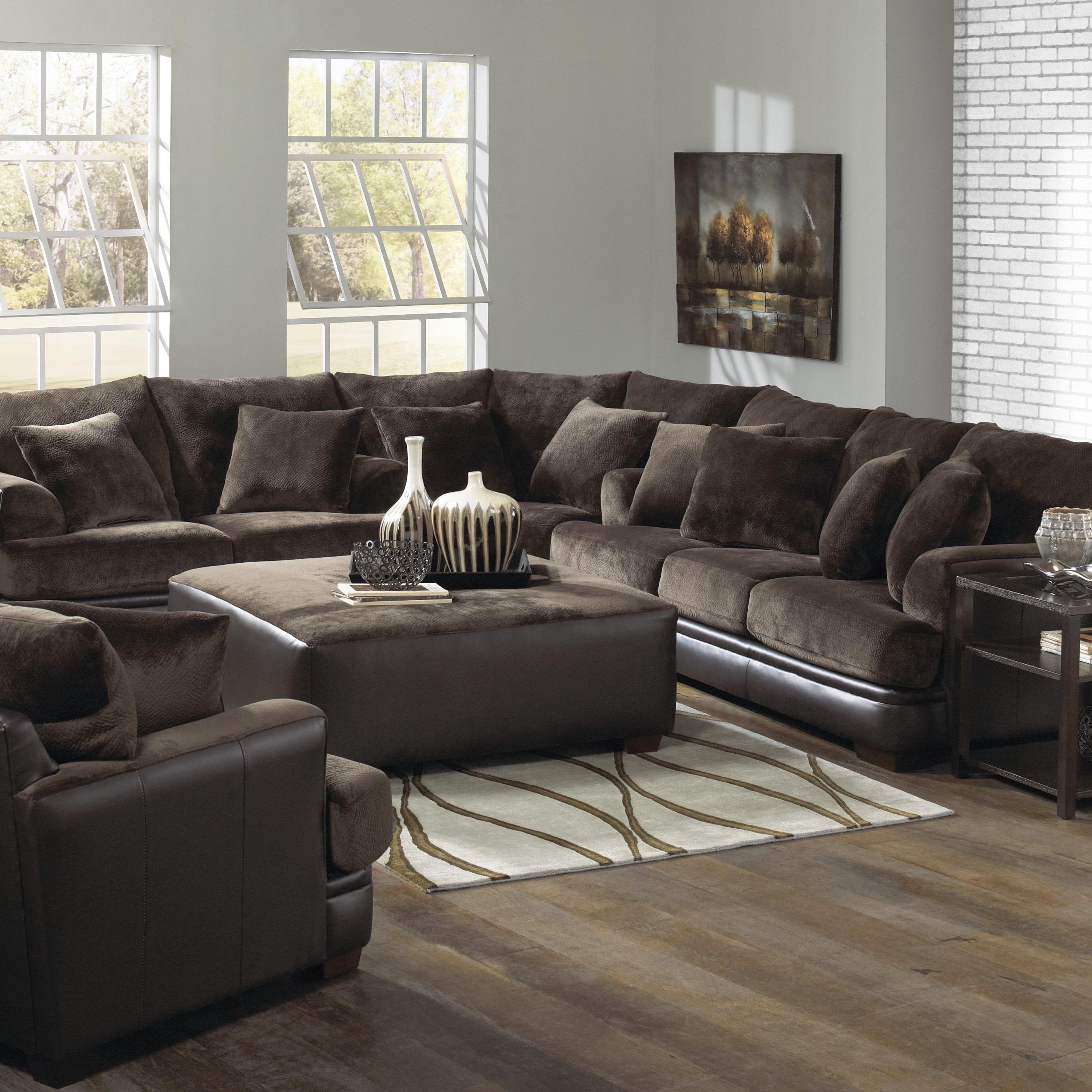 U Shaped Sectional With Chaise Design – Homesfeed Throughout Trendy Modern U Shaped Sectional Couch Sets (View 15 of 15)
