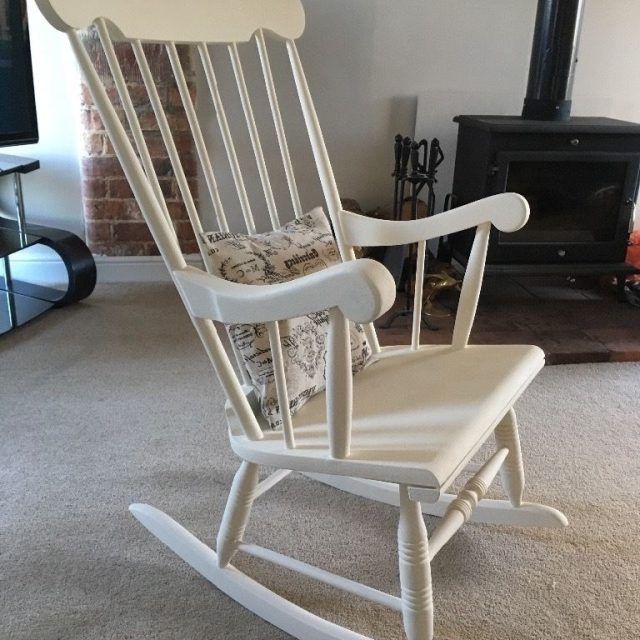 15 Best Upcycled Rocking Chairs