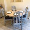 Oak Round Dining Tables And Chairs (Photo 7 of 25)