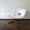 Une Chaise Lounges (Photo 2 of 15)