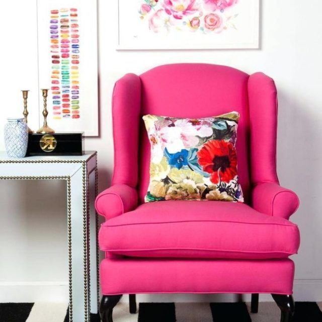 15 Best Chintz Sofas and Chairs