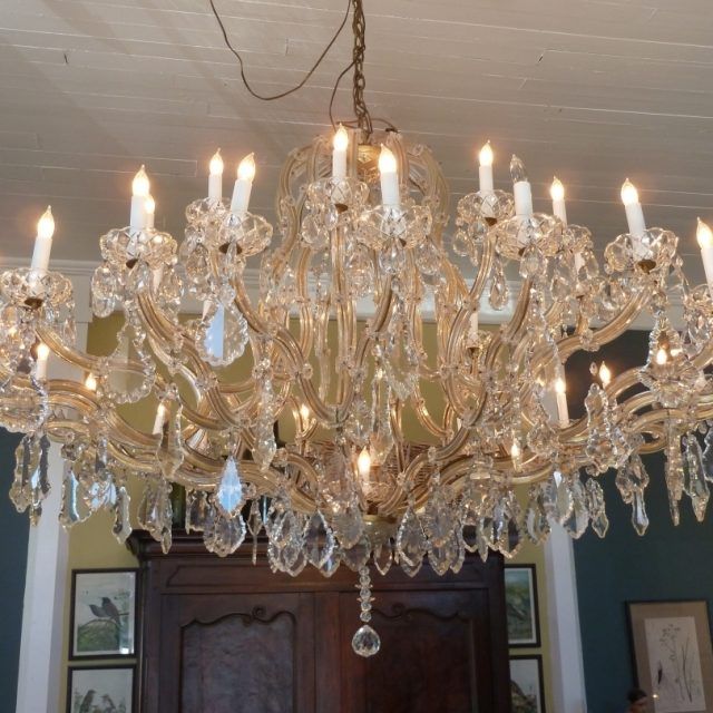 The Best French Crystal Chandeliers